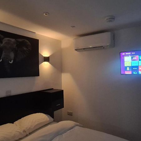 Home Away From Home! Pont Yates Exterior foto