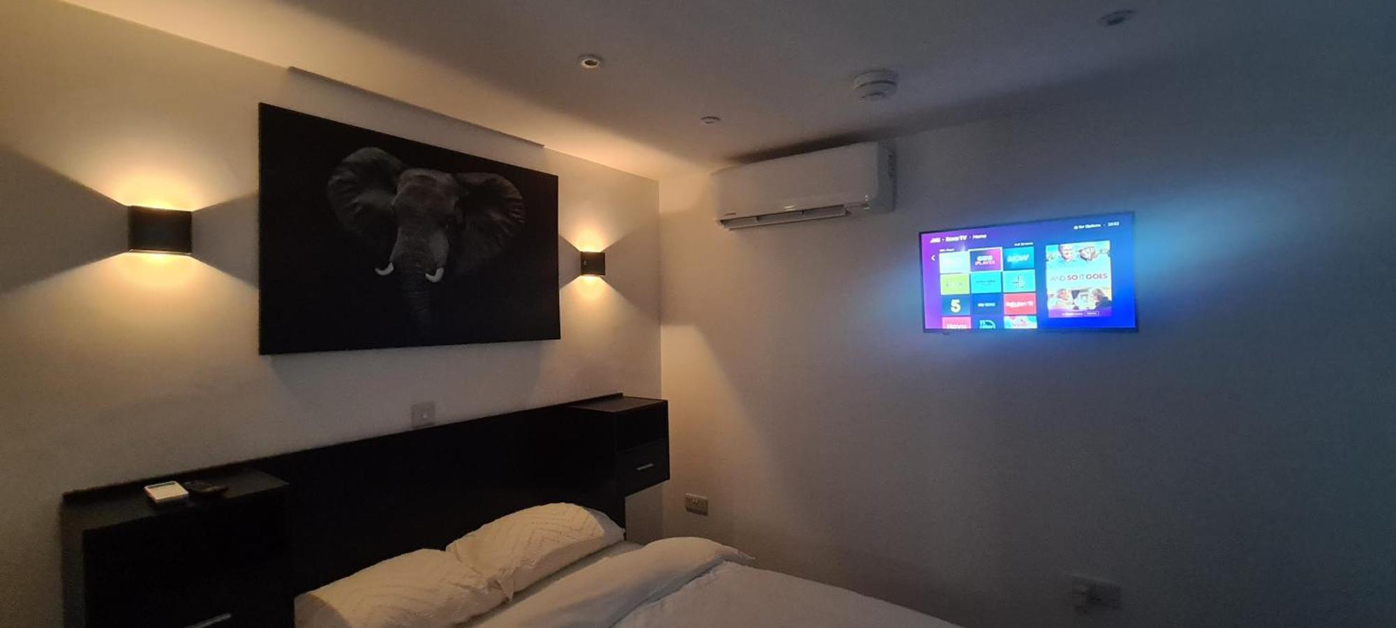 Home Away From Home! Pont Yates Exterior foto